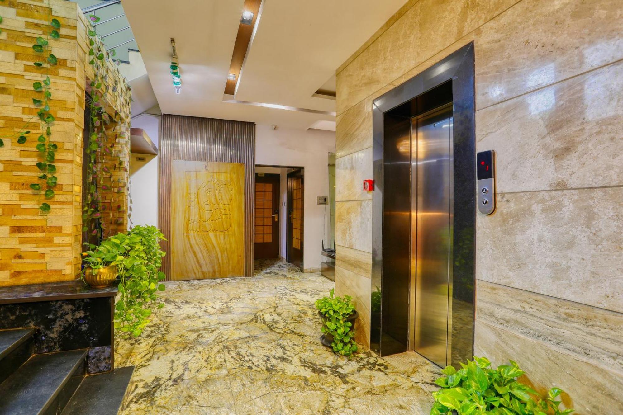 The Ashoka Hotel Indore Eksteriør billede