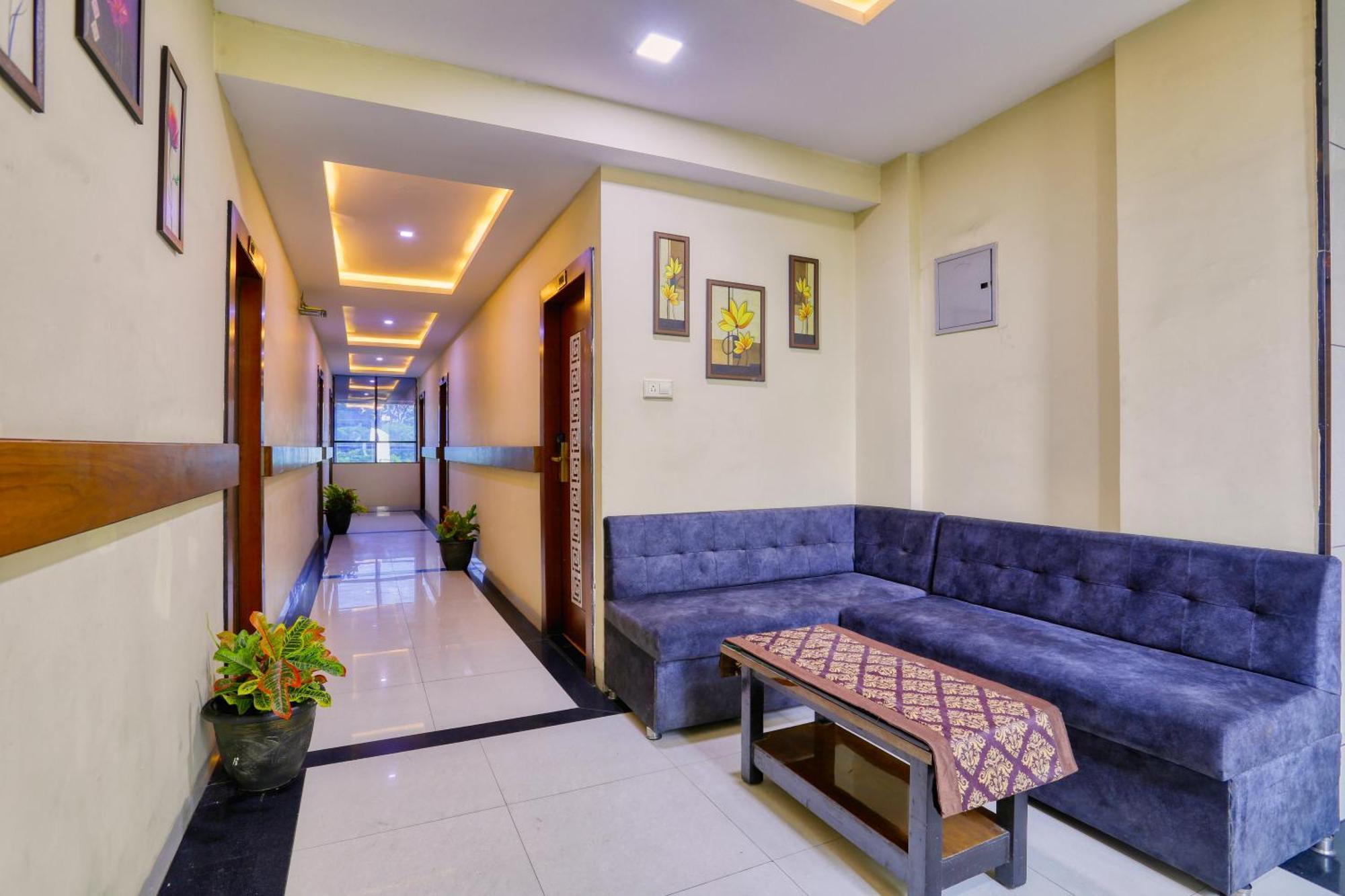 The Ashoka Hotel Indore Eksteriør billede